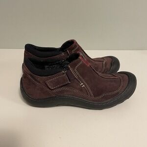 Clarks Women's Burgundy Suede Slip-On Moccasins